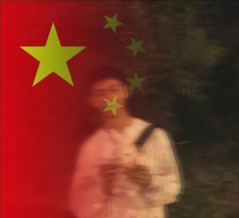 漂亮少女夏日秀